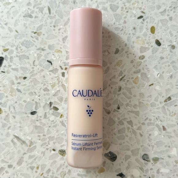 🌟Caudalie Resveratrol Retinol Alternative Serum MINI SIZE - Picture 2 of 3